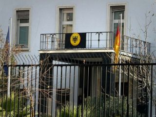 با گذشت ۴۰ روز از پایان جنگ، سفارت آلمان در تهران هنوز بسته است؛ سرگردانی ایرانیان