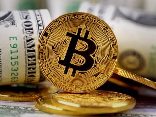 رکوردشکنی بیت‌کوین: قیمت بیت‌کوین از ۱۲۴ هزار دلار عبور کرد