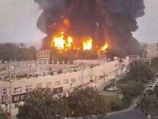 آتش‌سوزی گسترده در انبار مواد نفتی در جنوب تهران