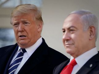 ترامپ، خود و نتانیاهو را به‌خاطر حمله به ایران «قهرمان جنگ» خواند