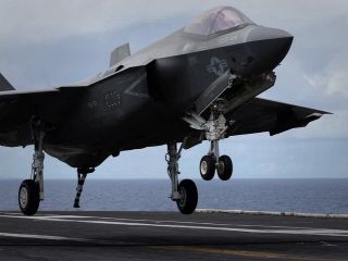 نیوزویک: همراهی روسیه و چین با ایران می‌تواند آمریکا را به سمت گزینه نظامی سوق دهد