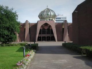 نوجوان بریتانیایی که قصد آتش زدن مسجد را داشت به ده سال زندان محکوم شد