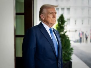 ترامپ: زلنسکی و پوتین مثل «روغن و سرکه» ناسازگارند؛ ببینیم با هم همکاری می‌کنند یا نه