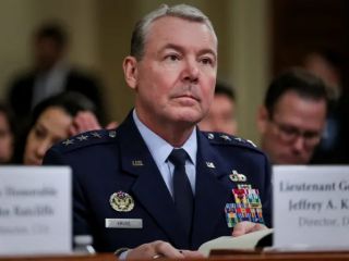 «اخراج» ژنرال ارشد آمریکا که ارزیابی‌اش از خسارات بمباران تاسیسات هسته‌ای ایران، ترامپ را خشمگین کرد