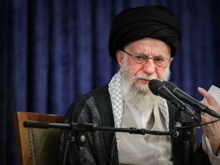 اشاره خامنه‌ای به تعیین جایگزین جمهوری اسلامی در کدام نشست اروپایی است؟