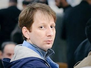 جنجال طلاهای بابک زنجانی؛ گمرک: محموله به صاحب کالا مرجوع شده است