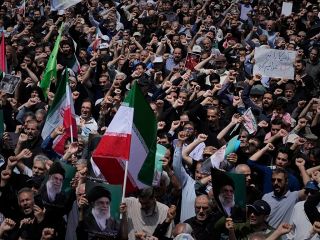 در صورت فروپاشی جمهوری اسلامی چگونه می‌توان از بروز جنگ داخلی در ایران جلوگیری کرد؟