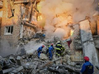 ببینید: لحظه هدف قرار گرفتن ساختمان شورای فرهنگی بریتانیا در اوکراین: واکنش قاطع لندن به حملات پوتین