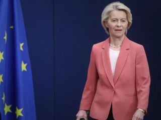 فرود اضطراری هواپیمای حامل رئیس کمیسیون اروپا، احتمال می‌رود روسیه سامانه ناوبری را مختل کرده باشد