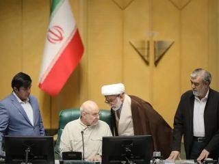 جلسه غیرعلنی مجلس ایران در واکنش به فعال‌شدن «مکانیسم ماشه»
