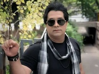 امید جهان خواننده ۴۴ ساله، در حین اجرای کنسرت بر اثر ایست قلبی جان خود را از دست داد+ ویدیو