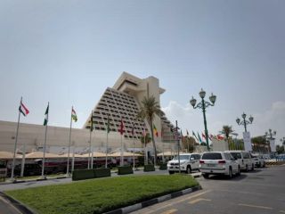 قطر عقب‌نشینی نمی‌کند؛ علی‌رغم حمله اسرائیل، به میانجیگری در مذاکرات آتش‌بس غزه ادامه می‌دهد