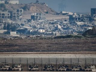 وزیر دفاع اسرائیل: غزه در حال سوختن است