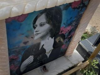 ماموران امنیتی مسیر منتهی به آرمستان محل دفن مهسا امینی را مسدود کردند