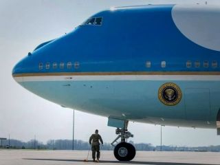 هدیه قطری‌ها زیر ذره بین وزارت جنگ آمریکا؛ جزئیات محرمانه ماند