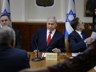 افشاگری اشپیگل: نتانیاهو برای تحریک ترامپ به حمله به فردو، دستور «نمایش آتش‌بازی» صادر کرد