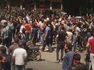 ملت ایران میان بی‌عرضگی حاکمان و بی‌برنامگی اپوزیسیون