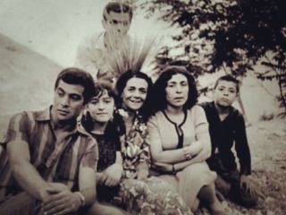 تصاویر خانوادگی کمتر دیده شده از بهروز وثوقی