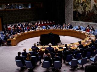 روسیه و چین از شورای امنیت سازمان ملل خواستند درباره تعویق بازگرداندن تحریم‌ها علیه ایران رای‌گیری کند