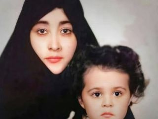 تصاویر: ماجرای تَرک وطن خواننده معروف در شمایل یک پیرزن