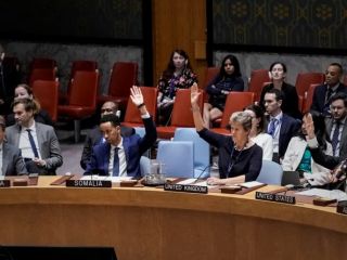 قطعنامه پیشنهادی روسیه و چین برای به تعویق افتادن «مکانیسم ماشه» تصویب نشد