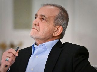 احتمال شروع دوباره جنگ؛ پزشکیان: راهی که ترامپ می‌رود کل منطقه را به آتش خواهد کشید