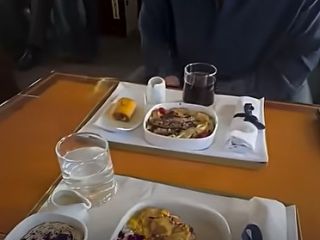 پرواز لوکس «اطلس‌ایر» از تهران به کیش با سرو خاویار!