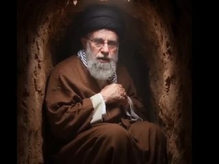 پُست‌های روز دنیای اینترنت: علی کریمی خطاب به خامنه‌ای:پاشو بیا بیرون از سوراخت، یه غلطى کن