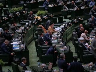 «مجلس روی متن پیش‌نویس خروج از ان‌پی‌تی توافق کرده است»