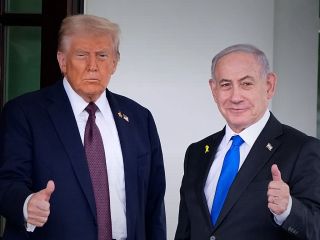 نتانیاهو در دیدار با ترامپ با نخست وزیر قطر تماس گرفت و بابت حمله به دوحه عذرخواهی کرد