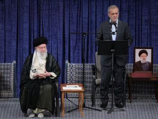 عقب‌نشینی خامنه‌ای از مذاکرات محرمانه با آمریکا، پزشکیان را در سازمان ملل زمین‌گیر کرد