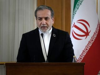 عراقچی: هم با واسطه هم بدون واسطه با آمریکایی‌ها پیام‌هایی رد و بدل کرده‌ایم