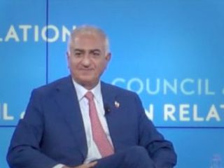 شاهزاده رضا پهلوی: نسل زد به انقلابیون می‌گوید به چه فکری بودید که ما را گرفتار کردید