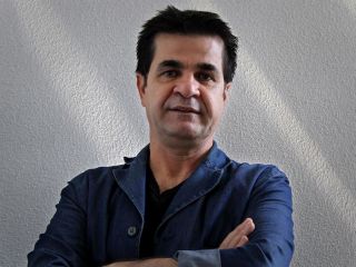 «جعفر پناهی»، کارگردان ایرانی به دلیل عدم صدور ویزا، اجازه ورود به آمریکا را نیافت