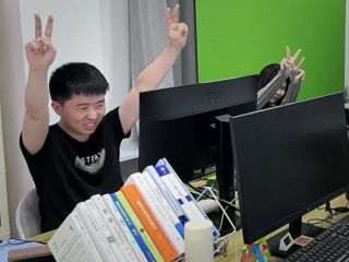 رئیس قلابی، دفتر قلابی، پول واقعی؛ چرا برخی چینی‌ها پول می‌دهند تا وانمود کنند سر کارند؟