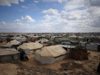 دختر اوکراینی که پدرش او را ربوده بود، پس از ۱۲ سال اسارت در غزه آزاد شد