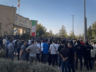 اعتراض دانشجویان دانشگاه بوعلی همدان به مزاحمت محصلان عراقی حشدالشعبی برای دختران دانشجوی ایرانی