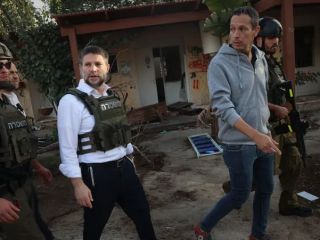 وزیر دارایی اسرائیل: حماس پس از بازگشت گروگان‌ها باید نابود شود