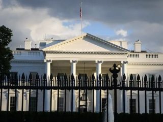 دادستان کل نیویورک به اتهام کلاهبرداری بانکی تفهیم اتهام شد