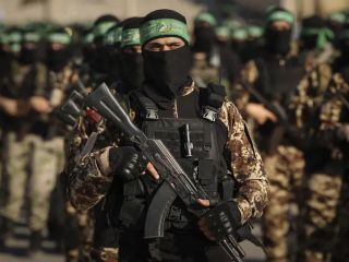 مخالفت حماس‌ با درخواست خلع سلاح طبق طرح توافق ترامپ: «تحویل سلاح‌ها، منتفی است و قابل مذاکره نیست»