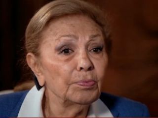 گفت‌وگو با شهبانو فرح پهلوی؛ «خوشحالم که گنجینه موزه هنرهای معاصر هنوز باقی است»