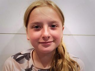 فرانسه مهاجر زن الجزایری را به اتهام تجاوز، شکنجه و قتل دختر دانش‌آموز ۱۲ ساله محاکمه می‌کند