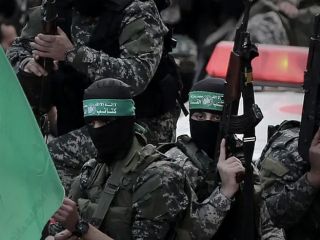 مقام ارشد حماس: نمی‌توانیم برای خلع سلاح تعهد بدهیم