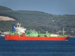 تانکر ترکرز: نفتکش آتش‌گرفته در نزدیکی یمن حامل گاز مایع ایران برای حوثی‌ها بود