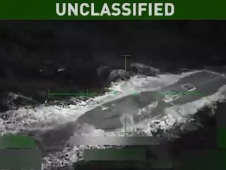 ترامپ ویدیوی حمله ارتش آمریکا به زیردریایی مشکوک به حمل مواد مخدر در دریای کارائیب را منتشر کرد