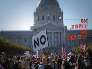 نشر ویدئوی طنز با استفاده از هوش مصنوعی؛ واکنش ترامپ به اعتراضات در آمریکا