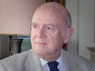 هوشنگ نهاوندی از «عشق» شاه به ایران و از نخست‌وزیر نشدن می‌گوید