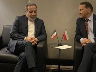 وزیرخارجه لهستان خطاب‌به عراقچی: به‌جای صدور انقلاب، تمدن ایران را بازسازی کنید