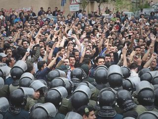 مقام ارشد جمهوری اسلامی: حکومت می‌داند اعتراض‌ها اجتناب‌ناپذیر است؛ فقط زمان آن مشخص نیست