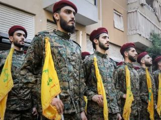 گروه «حزب‌الله» بار دیگر تاکید کرد که سلاح خود را تحویل نخواهد داد